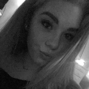 Meet your Posher, Lily